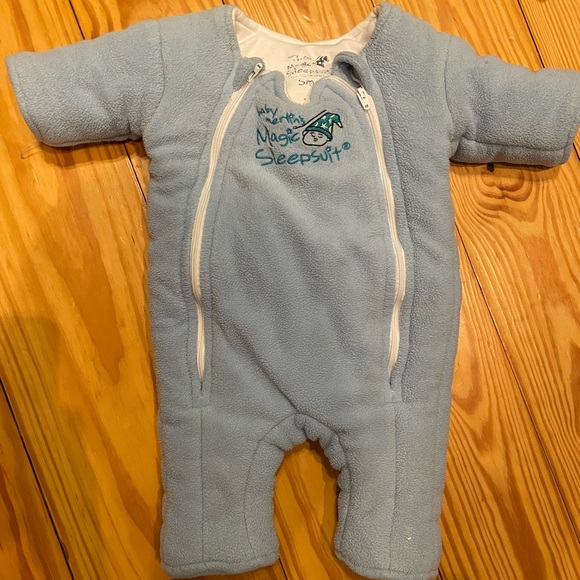 Merlin’s magic sleep suits - Picture 2 of 4